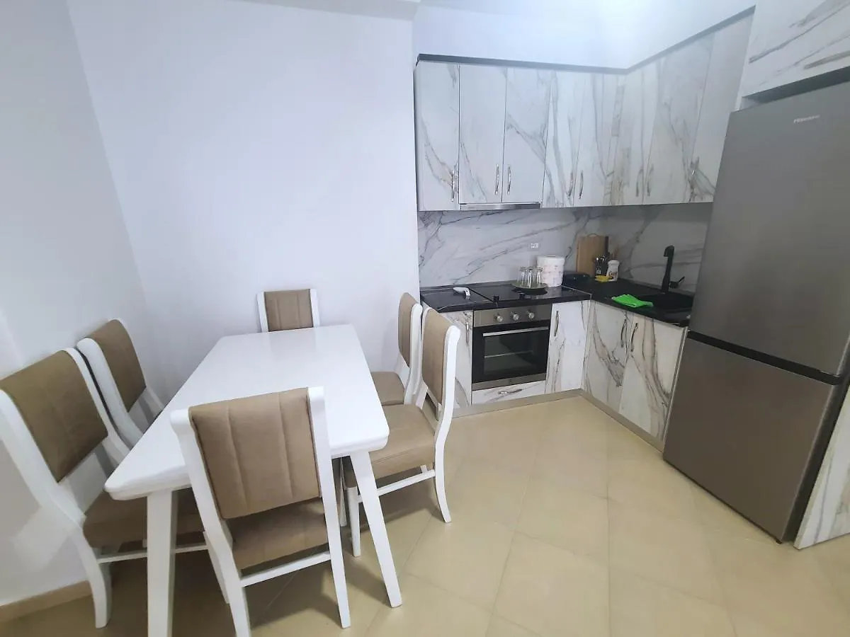 Deda'S Summer Apartments Vlorë 0*,  アルバニア