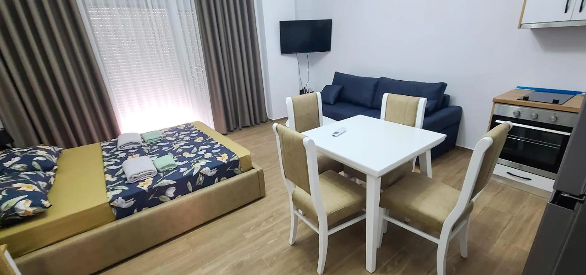 Deda'S Summer Apartments Влёра