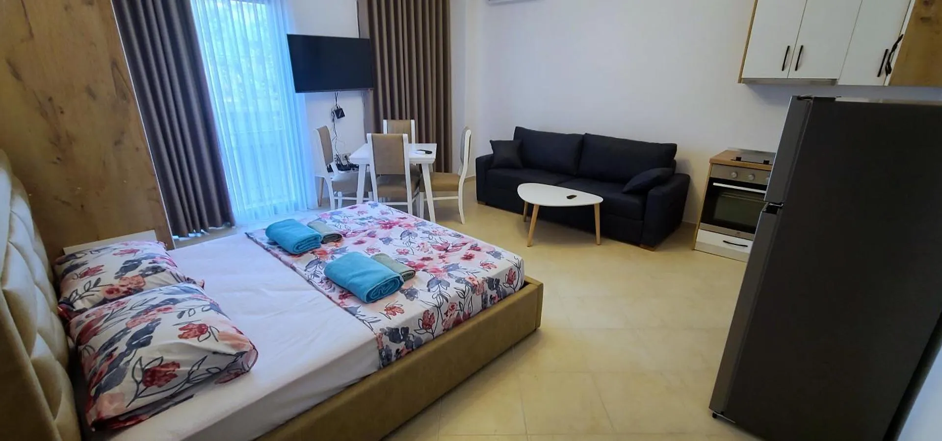 Deda'S Summer Apartments Vlorë 0*,  アルバニア