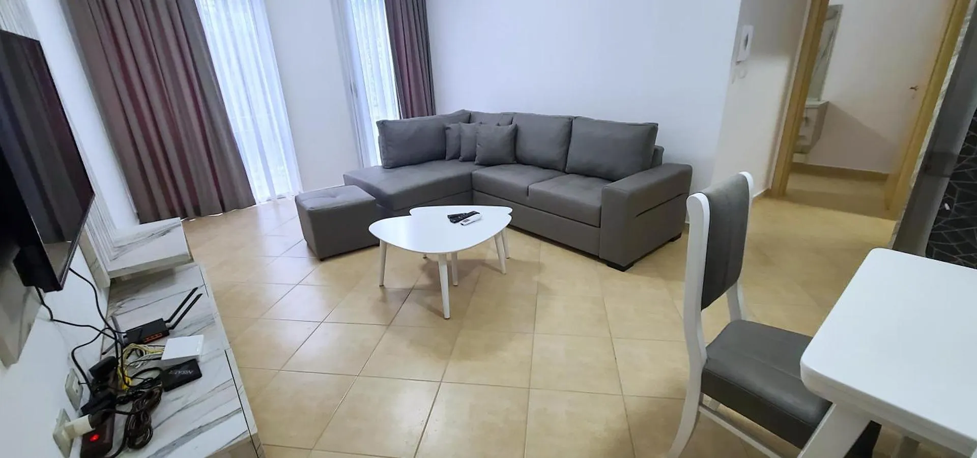 Deda'S Summer Apartments Влёра