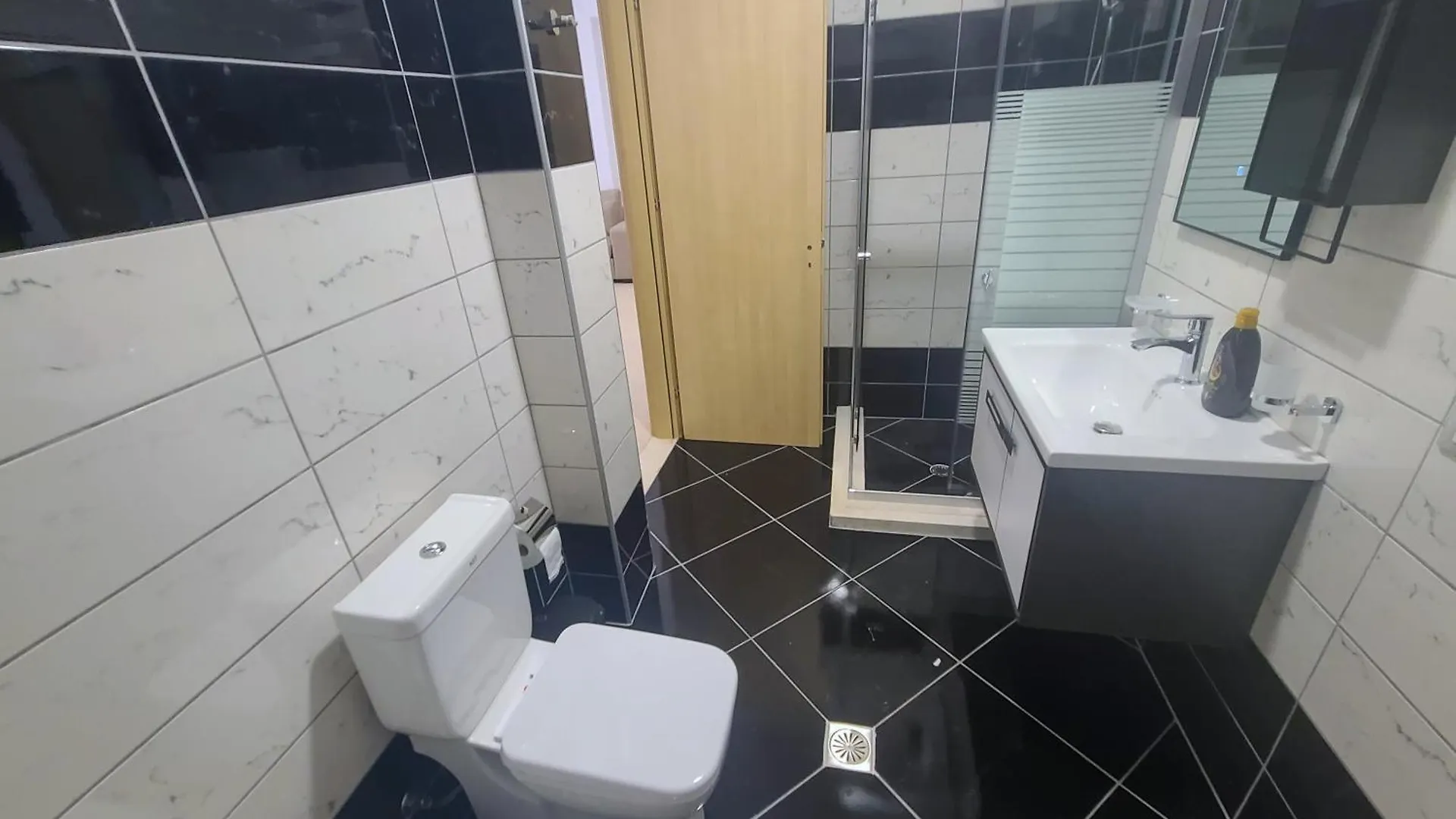 Deda'S Summer Apartments Влёра