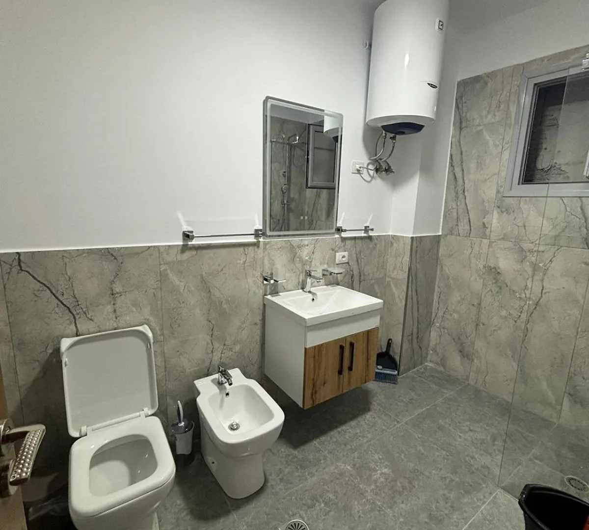 Deda'S Summer Apartments Влёра